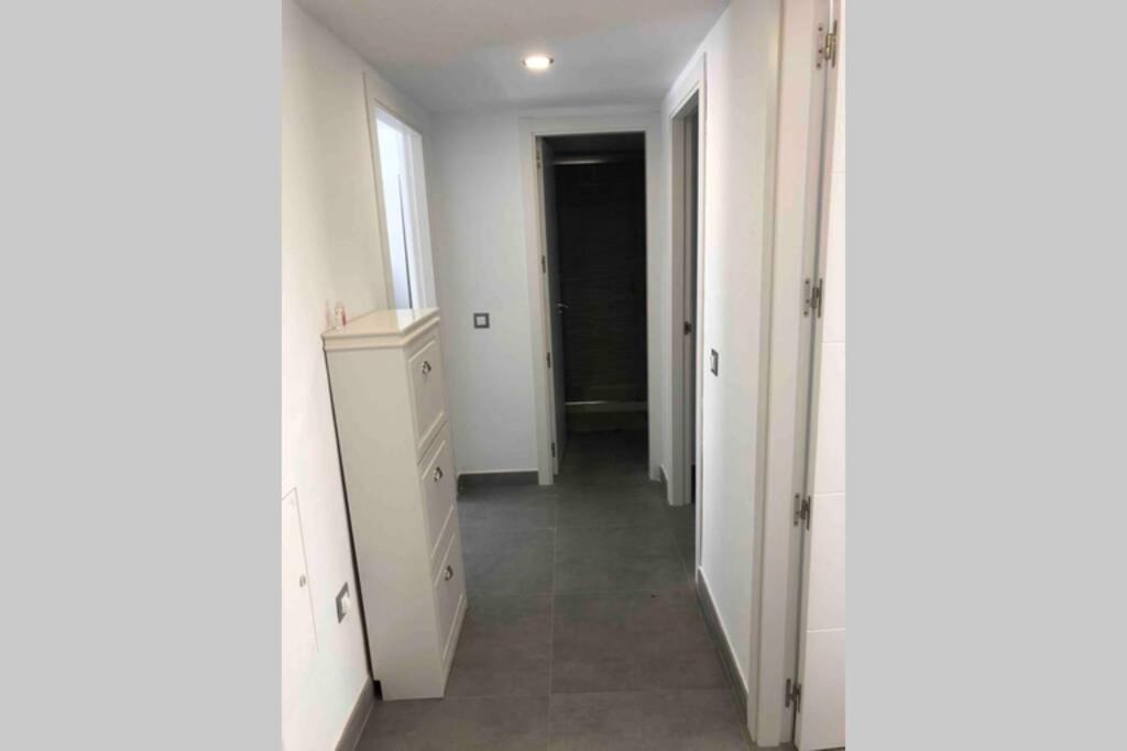 La Dorada, Sea Side Apartment Фуэнхирола Экстерьер фото