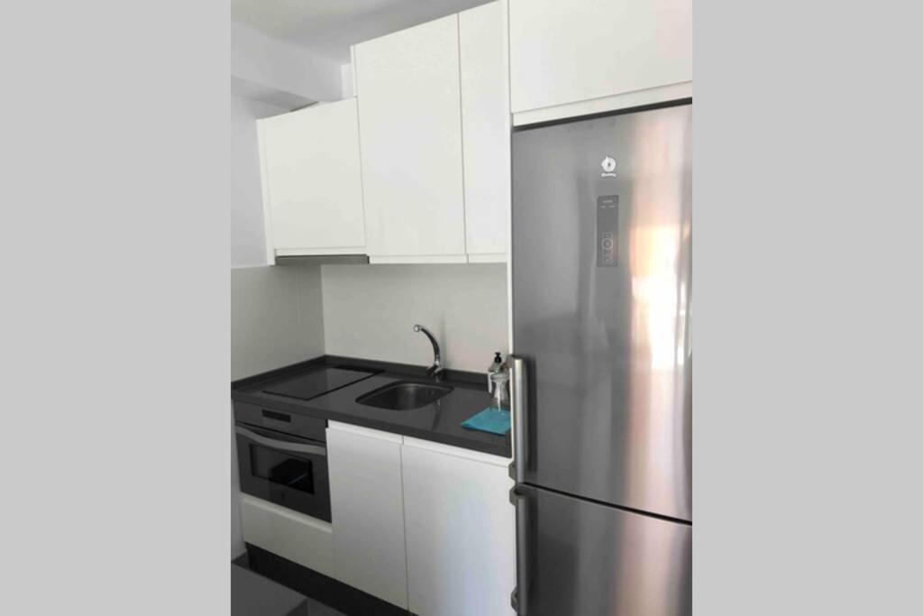 La Dorada, Sea Side Apartment Фуэнхирола Экстерьер фото